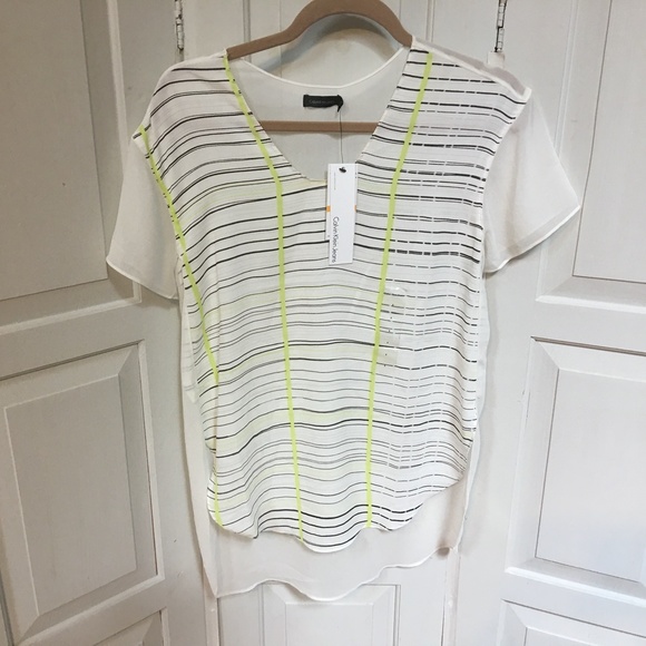 Calvin Klein Jeans White Short Sleeve Blouse NWT - Picture 1 of 11